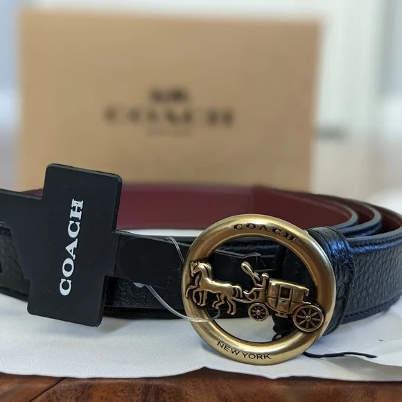 Coach | Accessories | Coach Signature Horse And Carriage  display picture 3